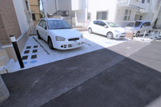 【駐車場】