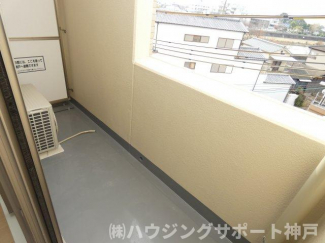 【バルコニー】