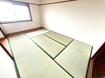 【寝室】