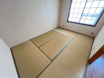 【寝室】