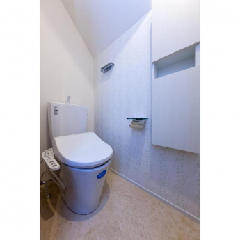 ゆったりとした空間のトイレです