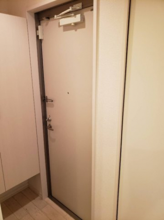明るい玄関です