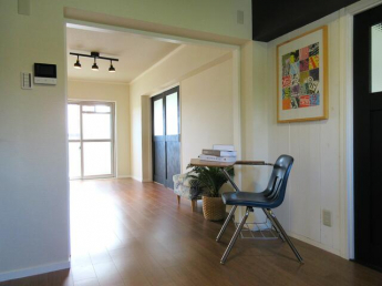 ＬＤＫ（約１２．８帖）