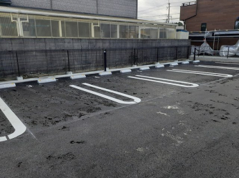 【駐車場】