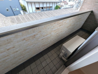 【バルコニー】