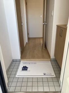【玄関】