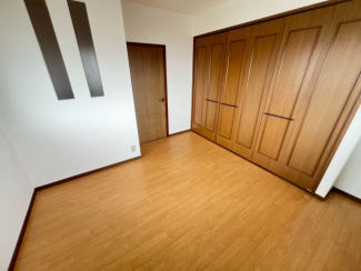 【寝室】