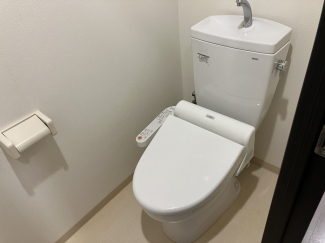 シンプルで使いやすいトイレです
