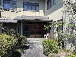 東近江市札の辻１丁目の店舗一戸建ての画像
