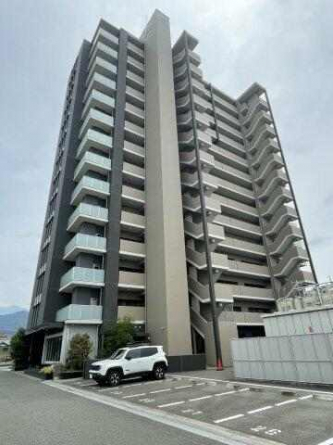 JR新居浜駅、フジ新居浜店近郊のマンションです！