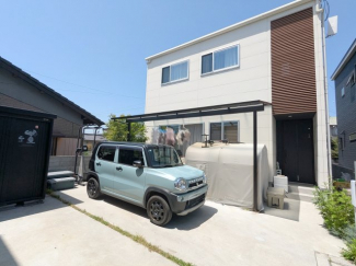 ★駐車場並列で2台可能です