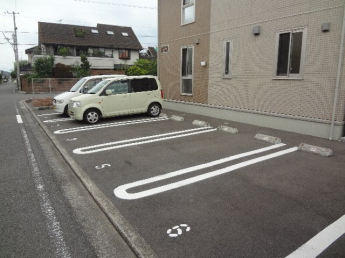 【駐車場】