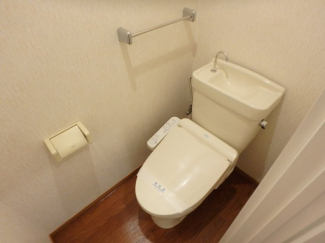 ゆったりとした空間のトイレです