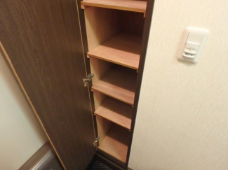 玄関収納です