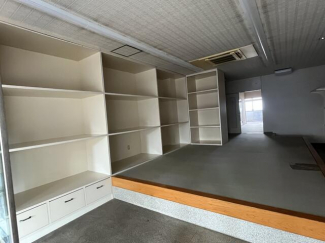 １階店舗部分