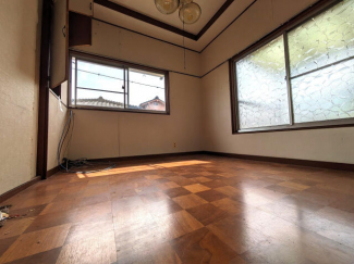松山市西長戸町の中古一戸建ての画像