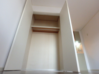 収納付きで住空間広々