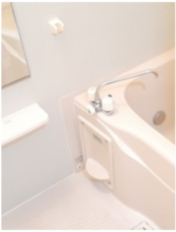 コンパクトで使いやすいお風呂です
