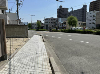 南側前面道路