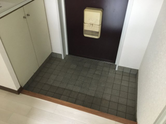 【玄関】