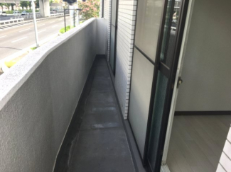 【バルコニー】
