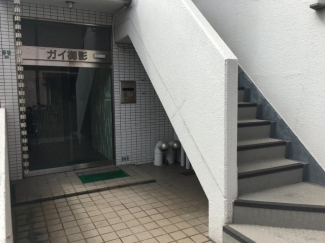 【エントランス】