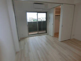 【寝室】