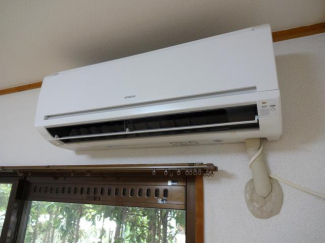 設備のエアコンです。