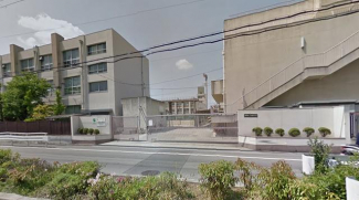 市立三津屋小学校まで363m