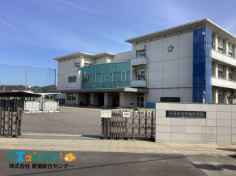 今治市立大西中学校まで1104m