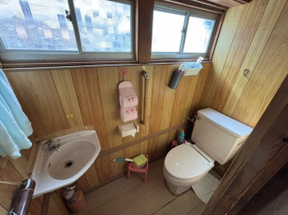 利便性の良い街で古民家な暮らし　西条市喜多川中古住宅の画像