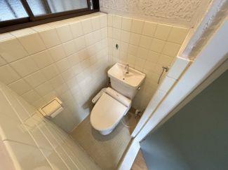 清潔感のあるトイレです
