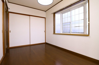 【寝室】