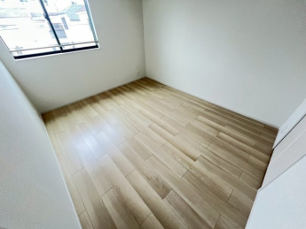 【寝室】