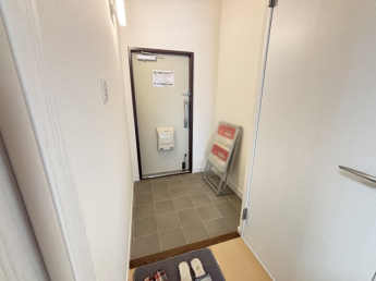 【玄関】