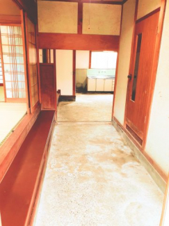 土間玄関です