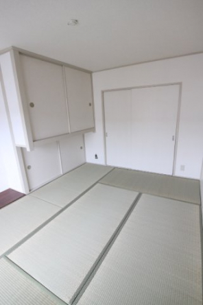 【寝室】