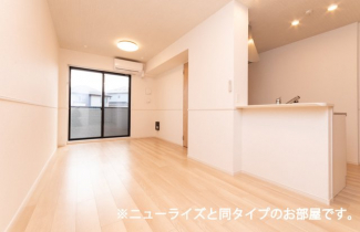 こちらの居間で趣味の時間をお楽しみください