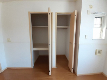 小物を収納するのに便利です