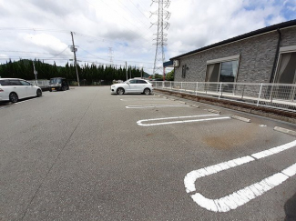 駐車場に車を止められます