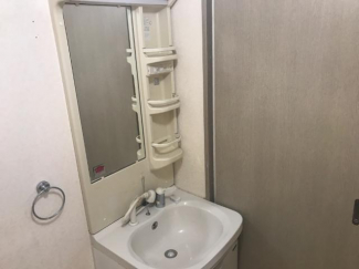 洗髪洗面化粧台