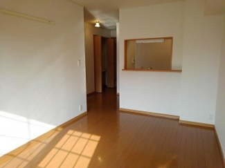 ゆったり過ごせるリビングです