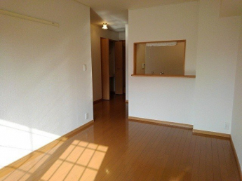 ゆったり過ごせるリビングです
