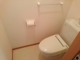 シンプルで使いやすいトイレです