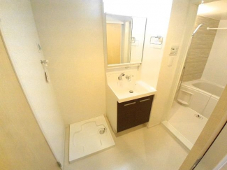 忙しい朝には欠かせない洗面所です