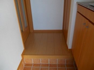落ち着いた玄関です