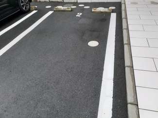 駐車場があるので、車を買う予定の方も安心です