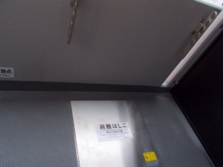 開放的で明るい空間を演出してくれるバルコニーです