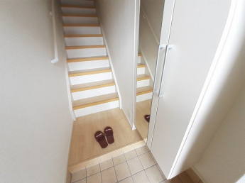 シンプルで使いやすい玄関です