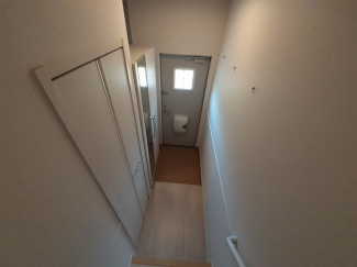 落ち着いた玄関です